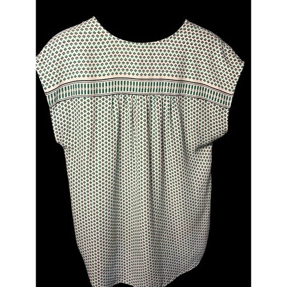 Max Studio Womens Green White Geometric Faux Wrap V-Neck Sleeveless Blouse Top S - Picture 4 of 12